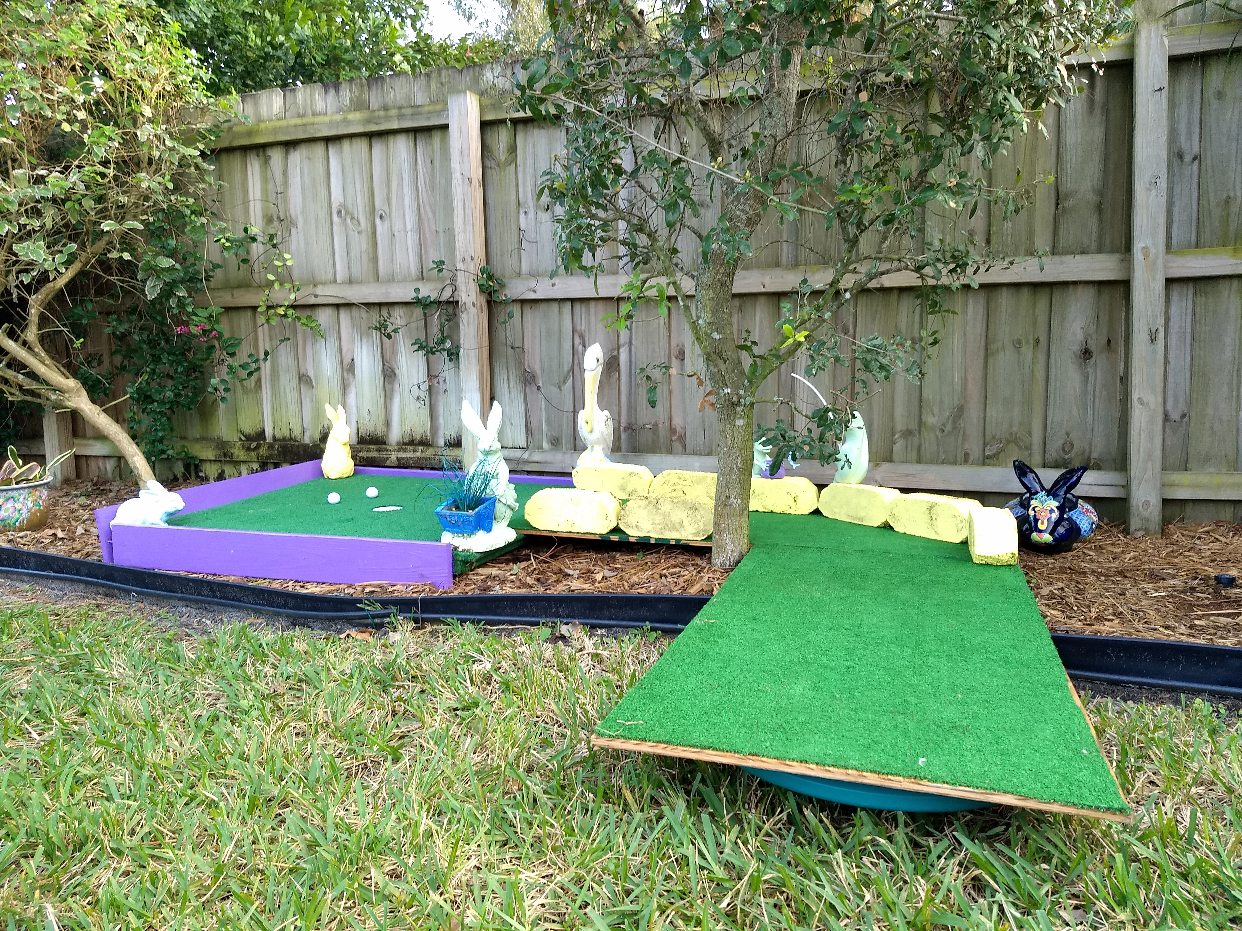 Original Goodbye Yellow Brick Road Hole